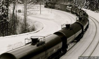 WATCH: North Dakota Oil Regulator Threatens to Sue Washington Over Oil Train Safety Proposal
