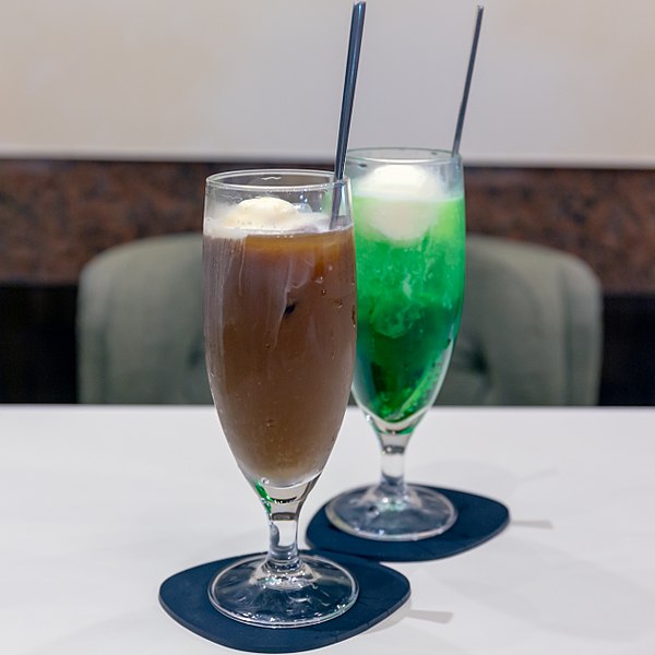 600px-Coffee_float_and_ice_cream_soda_2017_Ginza_Renoir_2 | Fox 11 Tri Cities Fox 41 Yakima