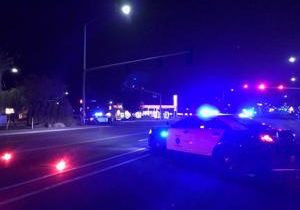 2 people are dead from a car crash in Kennewick Sunday night
