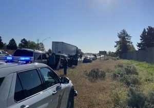Traffic Alert: Pasco collision causing traffic to back up for miles with two additional wrecks behind it