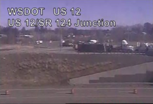 Semi blocking westbound lanes of SR 124 in Burbank