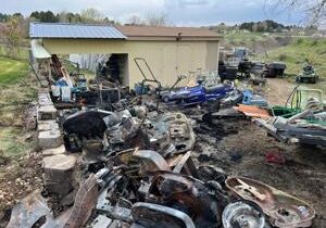 Shed catches fire in Kennewick near I-82, no injuries
