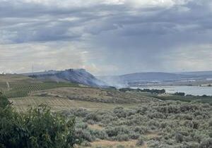 Fire near North Columbia River Road in Franklin County causes level 1 evacuations