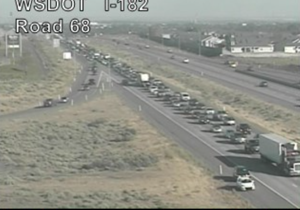 Westbound I-182 in Tri-Cities backed up for hours after ladders fall in road, multiple crashes