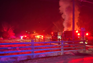 Benton County fire crews respond to early morning house fire