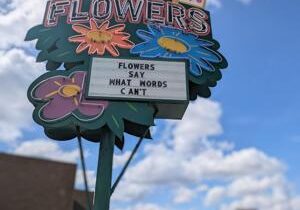 Richland’s Arlene’s Flowers, once scrutinized for not providing service to gay couple, to close April 1st