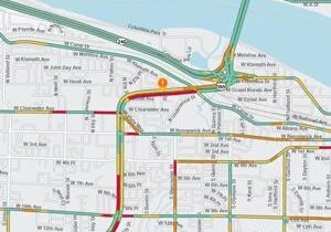 Crash on US 395 in Kennewick causing delays near Blue Bridge