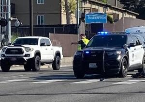 Traffic lights not operable after Kennewick collision