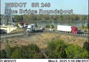 Crash fully blocking southbound lane near Blue Bridge