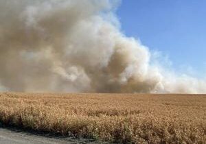 Crop burning southeast of Kennewick pushed north because of wind