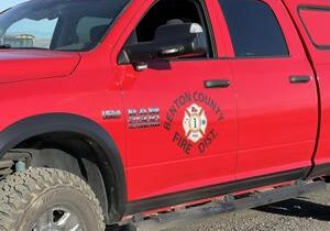 Wind-driven brush fire along I-82 near Kennewick contained, no structural damage reported