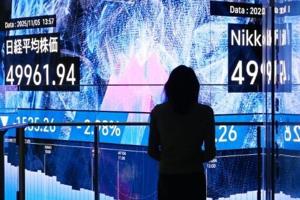 Global markets scent US rate cuts