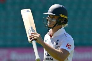 England all out for 342, set Australia 160 to win final Ashes Test