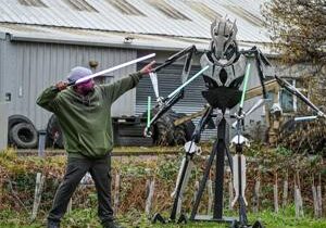Dad who woke from coma an artist builds life-sized General Grievous